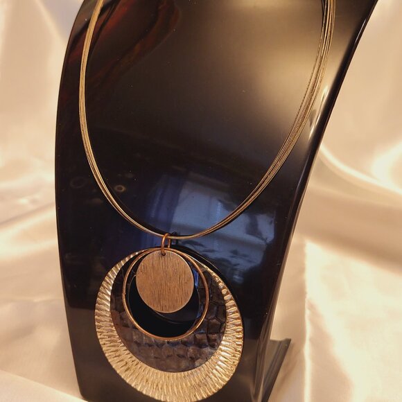 Lane Bryant Jewelry - Lane Bryant Vintage Necklace ~ *Excellent Condition